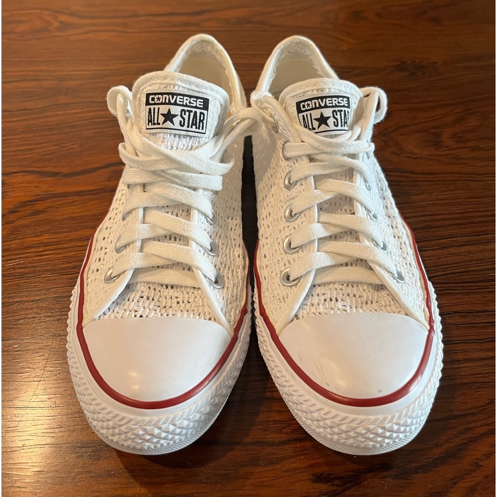 Women’s size 8 crocheted converse all star shoes. Rubber soles, very breathable